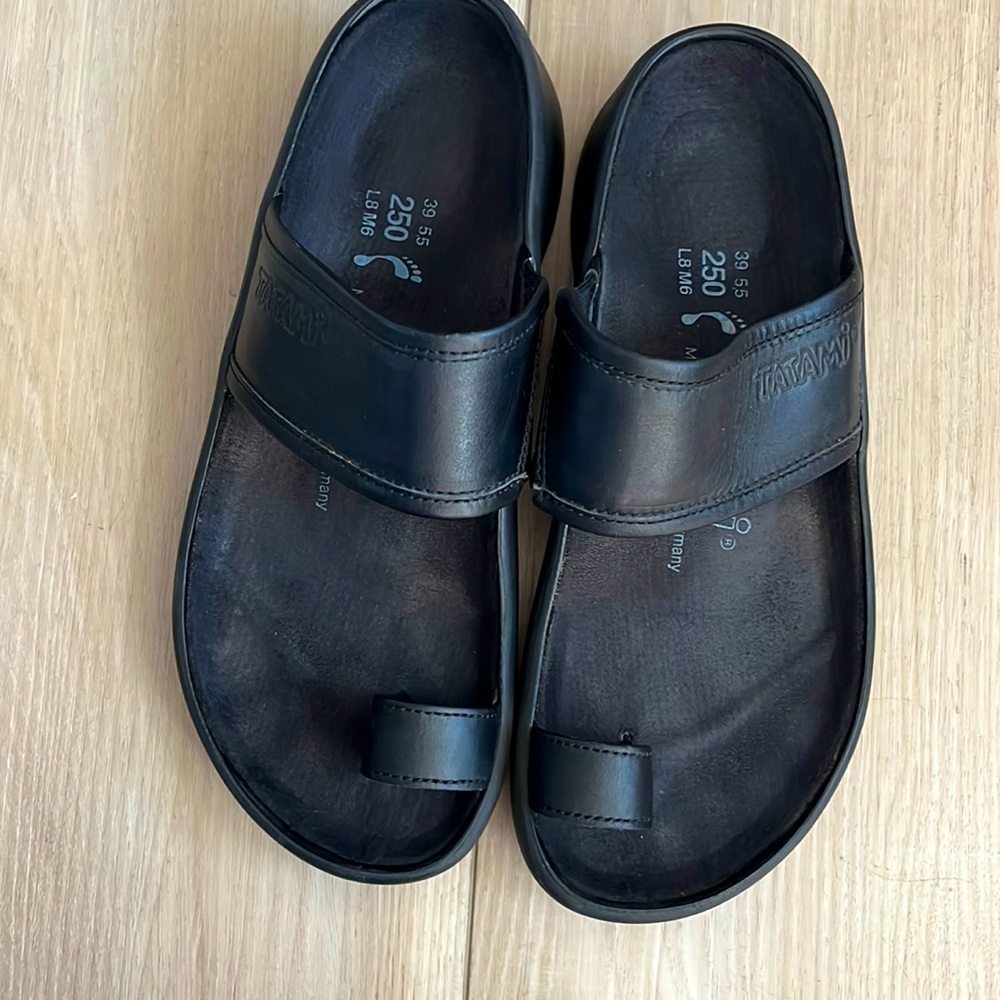 Black sandals